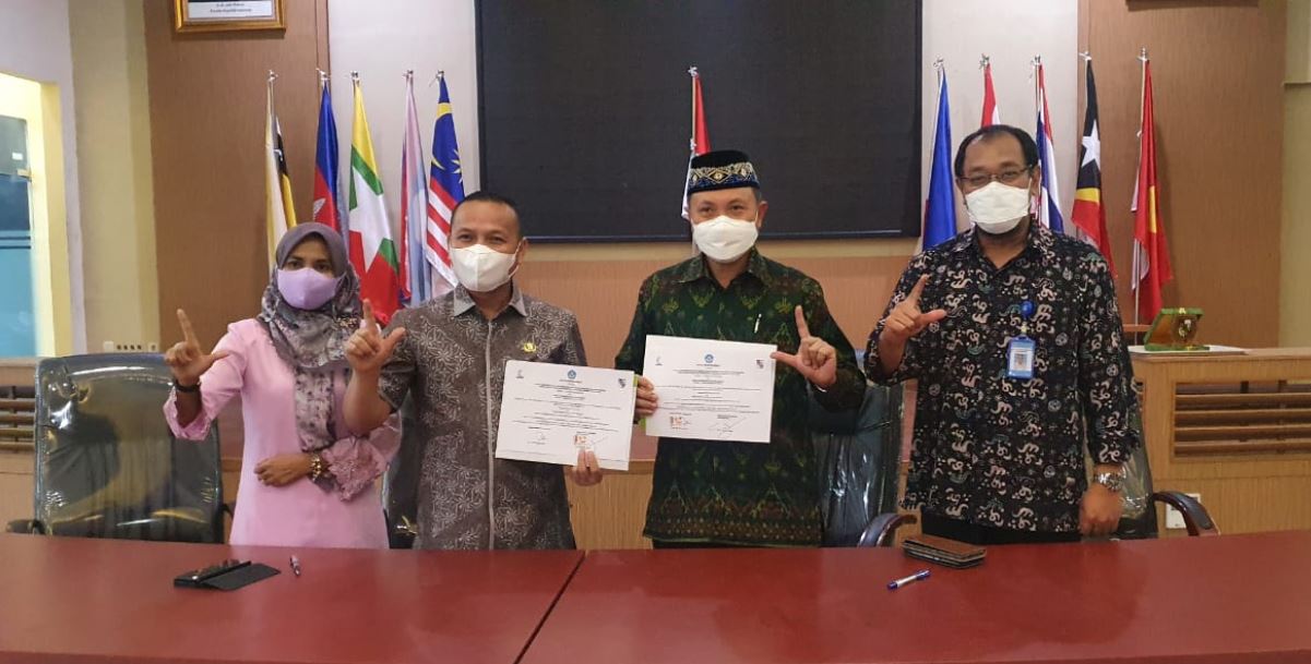 Penandatangan MoU Kerjasama Program Sekolah Ramah Anak jenjang PAUD dengan Dinas Pendidikan Kota Pekanbaru