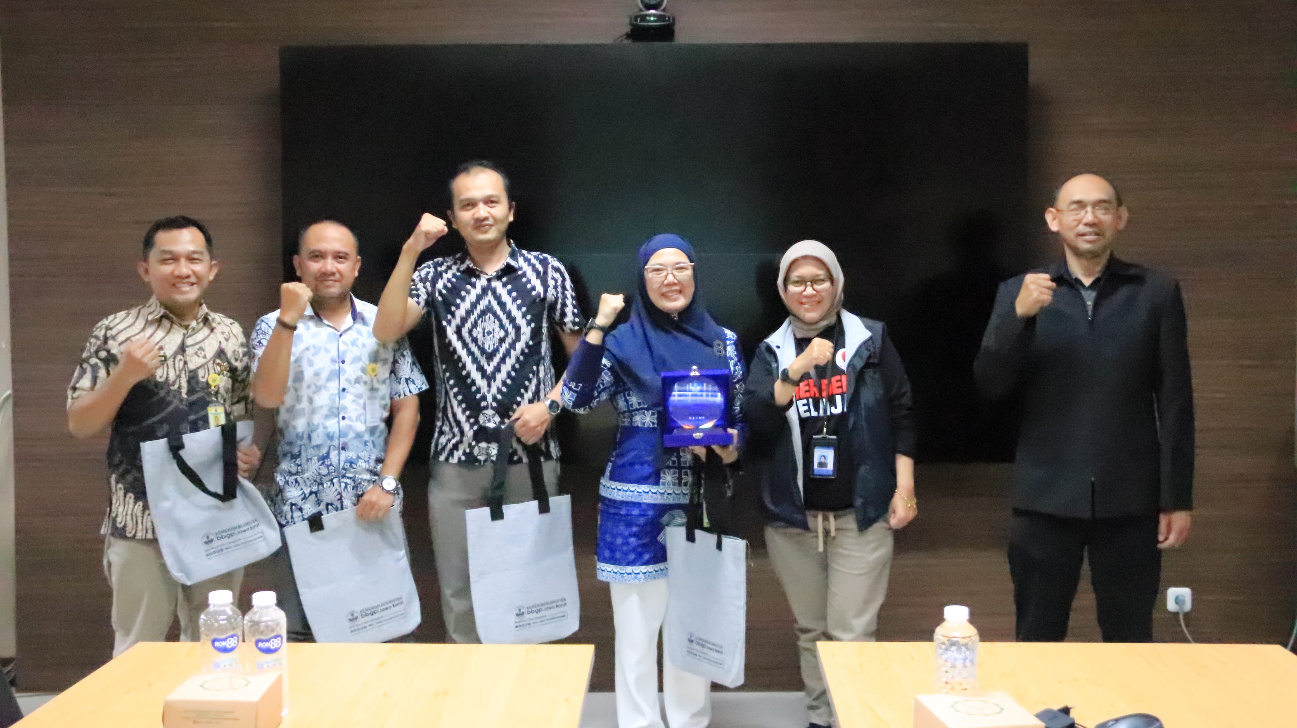 Kunjungan Disdik Kabupaten Sukabumi terkait Uji Kompetensi Guru