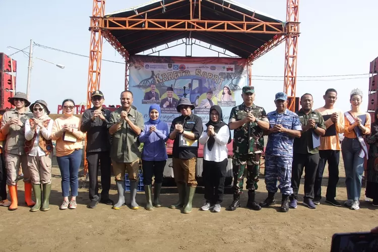 Peluncuran Kereta Sobat: Mobil Edukasi Rekreasi untuk Meriahkan Hari Mangrove Se-Dunia di Kawasan Wisata Pantai Pondok Bali Subang