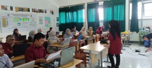 Garasi Digital Nganjang ka Majalengka: Membangun Literasi Digital Guru di Jawa Barat