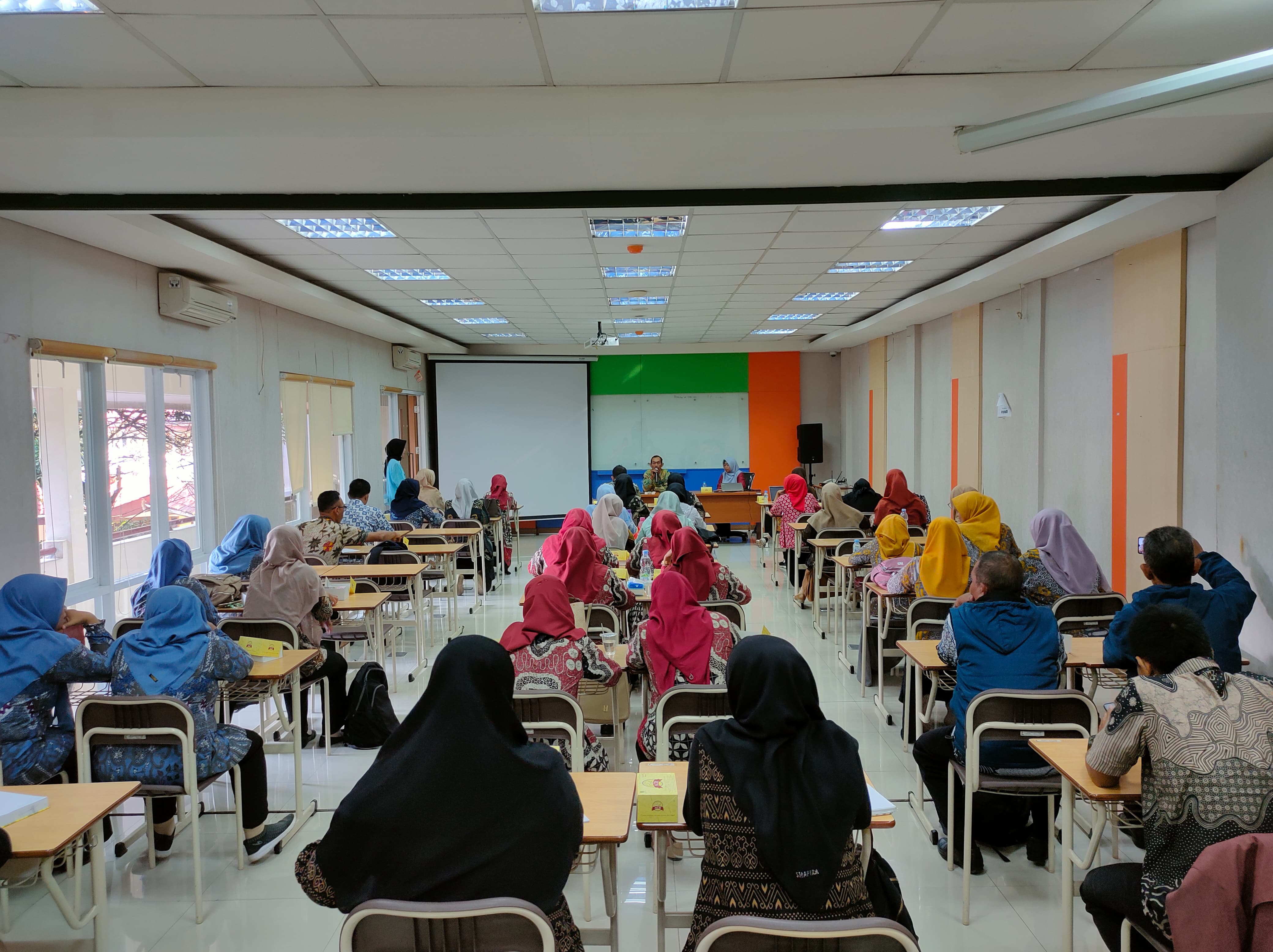 Pojok Belajar: Diskusi Pemahaman Konsep dan Kebijakan Pendidikan Inklusi di Kabupaten Bandung