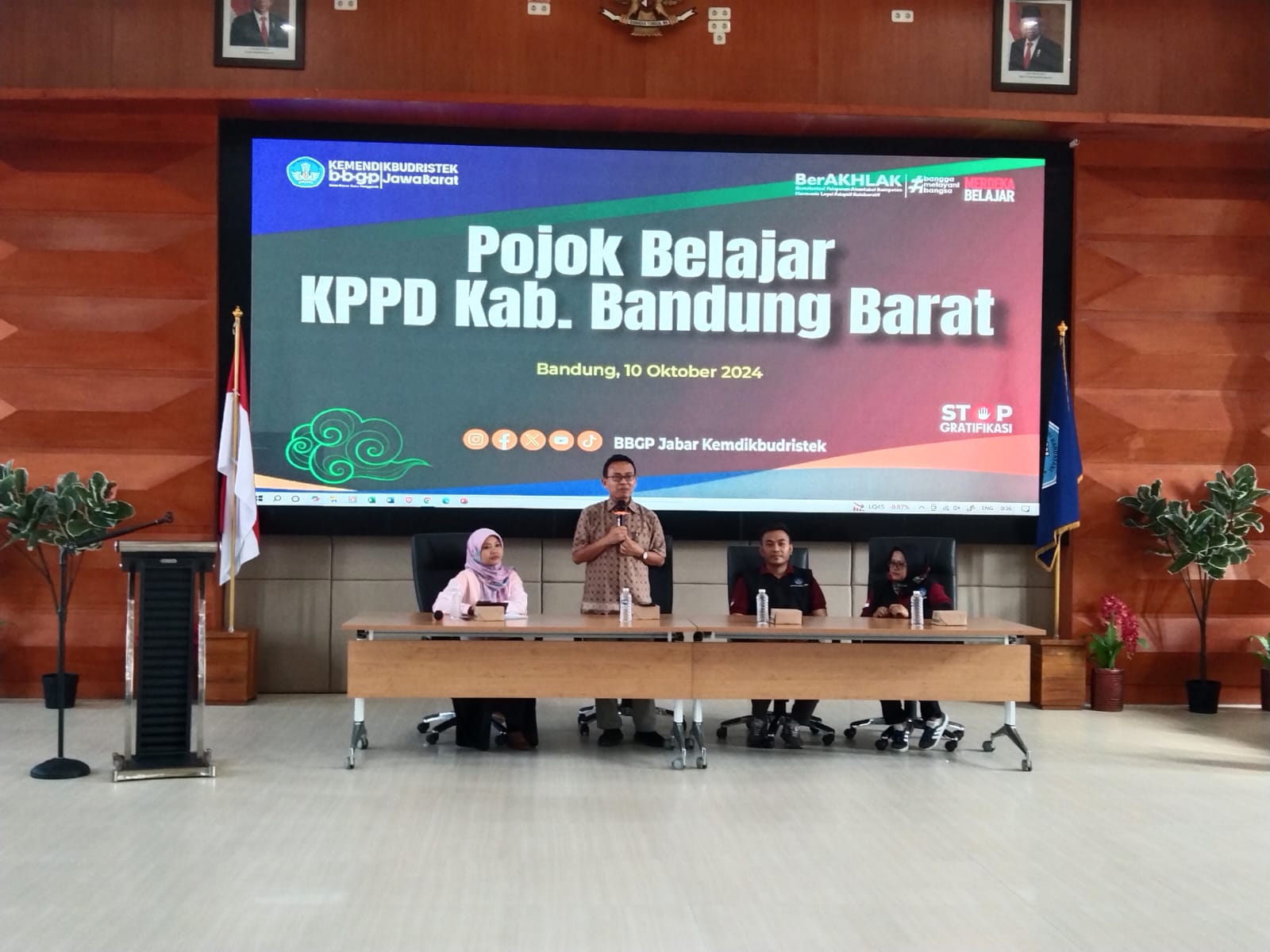 KPPD Kab. Bandung Barat bersama Guru Penggerak KBB Nganjang ka BBGP Jabar dalam Kegiatan Pojok Belajar