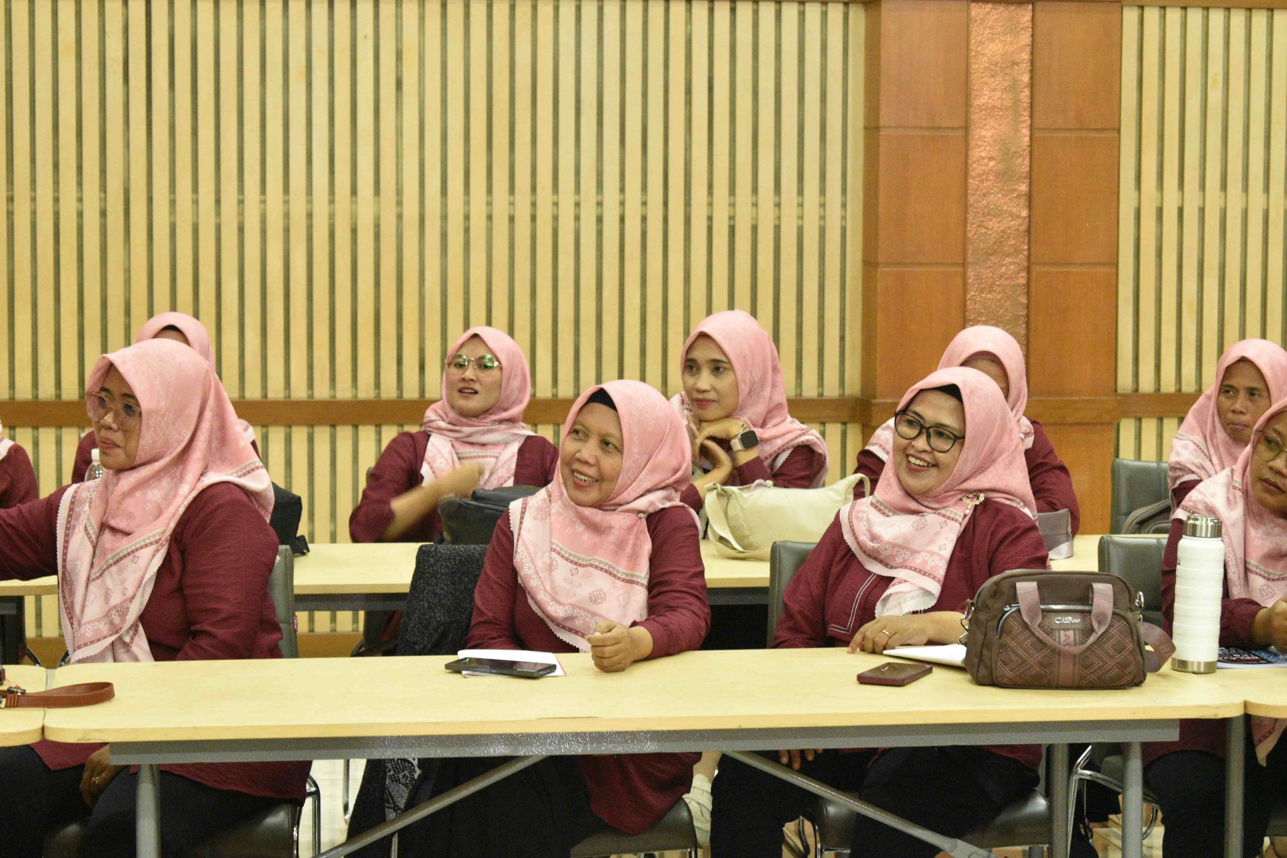 Pojok Belajar SLBN Reboin Kab. Cirebon: Metode Pengajaran untuk Anak Berkebutuhan Khusus