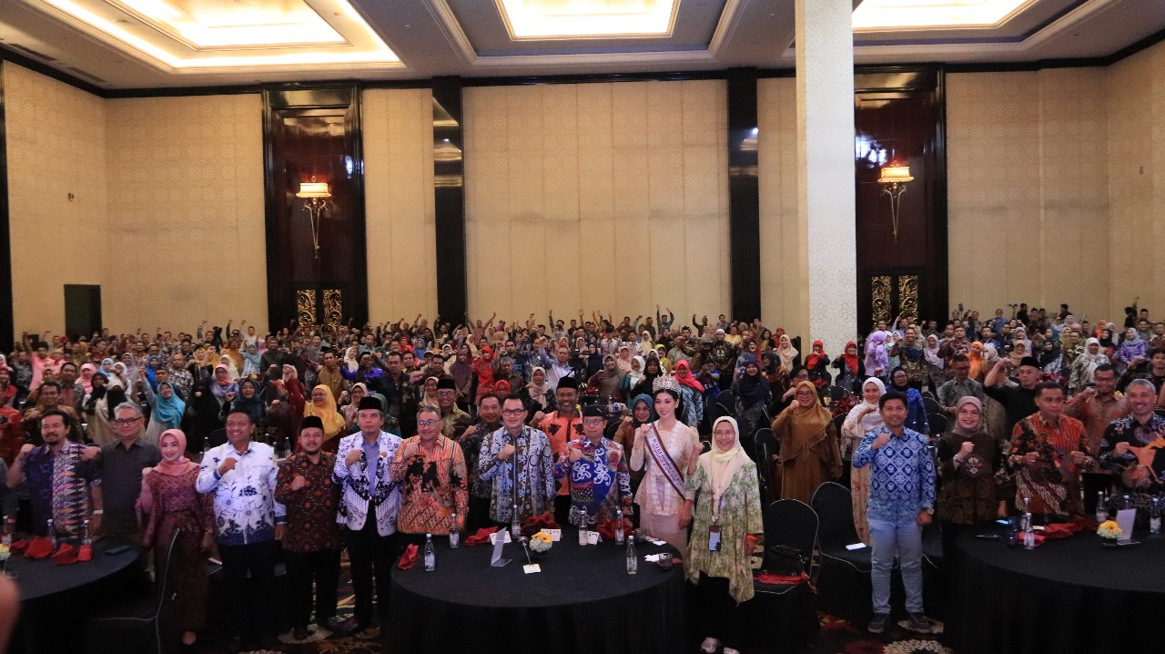 Jambore GTK Hebat Jawa Barat 2024: Penghargaan GTK Inovatif dan Berdedikasi untuk Kemajuan Pendidikan