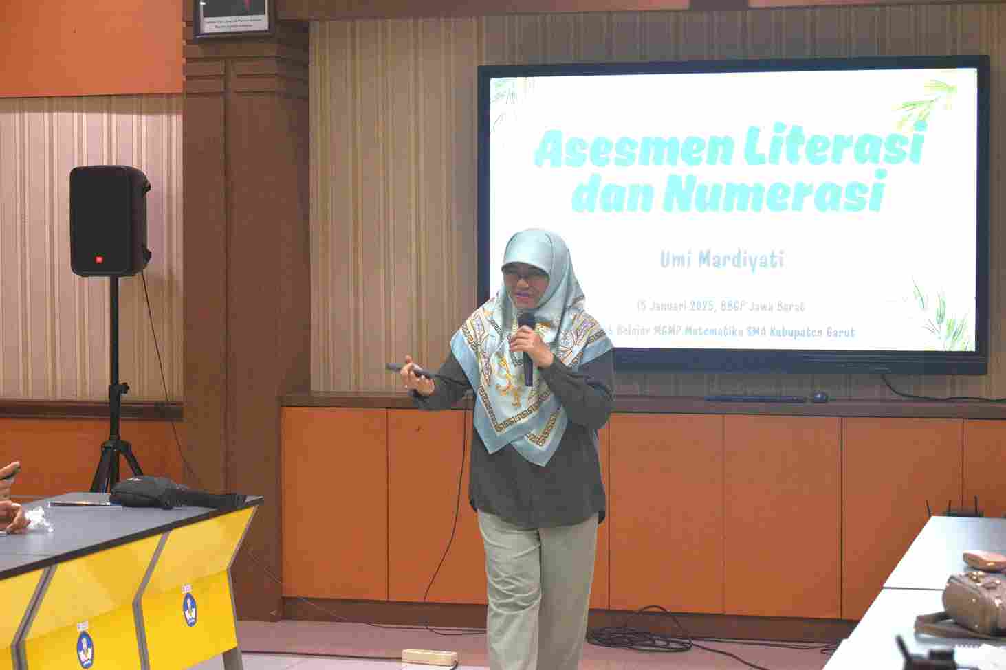 Pojok Belajar: Penguatan Asesmen Litnum MGMP Matematika SMA Kab. Garut