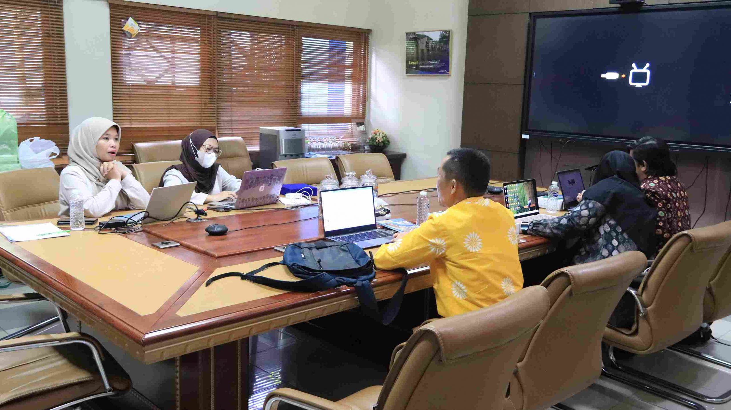 Studi Tiru BGP Sumatera Selatan ke BBGP Jawa Barat Bahas Keterbukaan Informasi Publik
