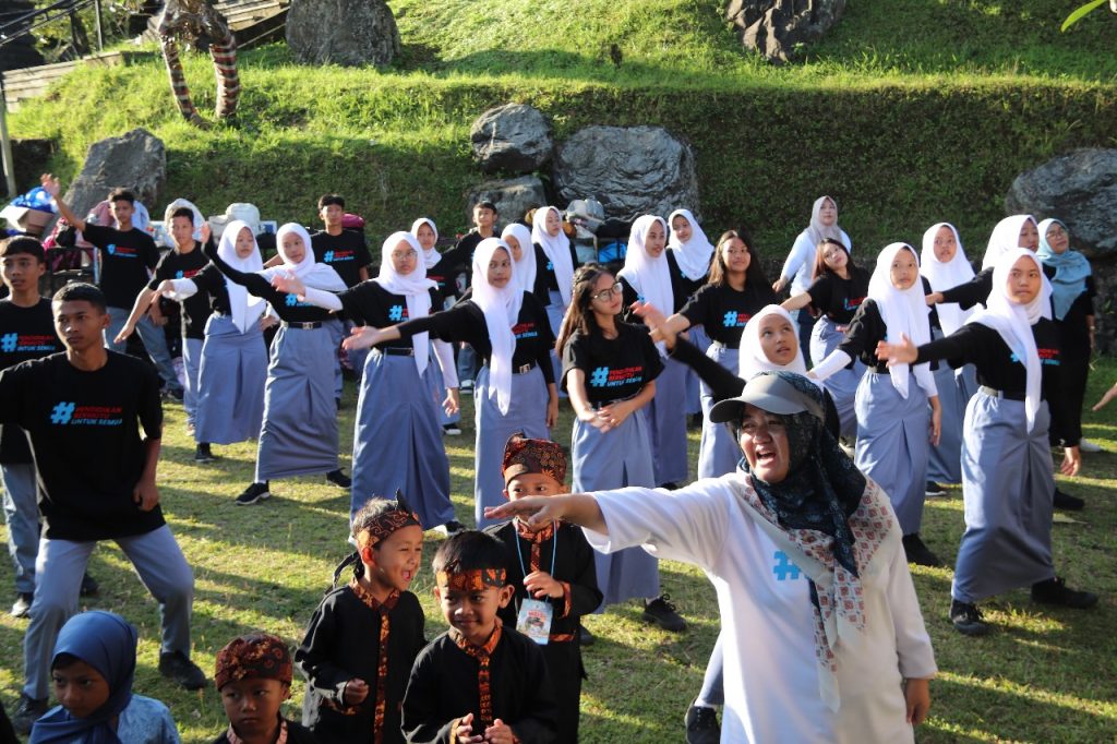 Perayaan Hari Anak Nasional 2025: BBGTK Jawa Barat Gaungkan Semangat Anak Hebat dari Pura Parahyangan Agung Jagatkartta