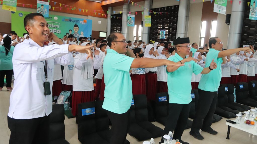Pak Menteri Menyapa Murid dan Guru di Awal Tahun Ajaran 2025/2026