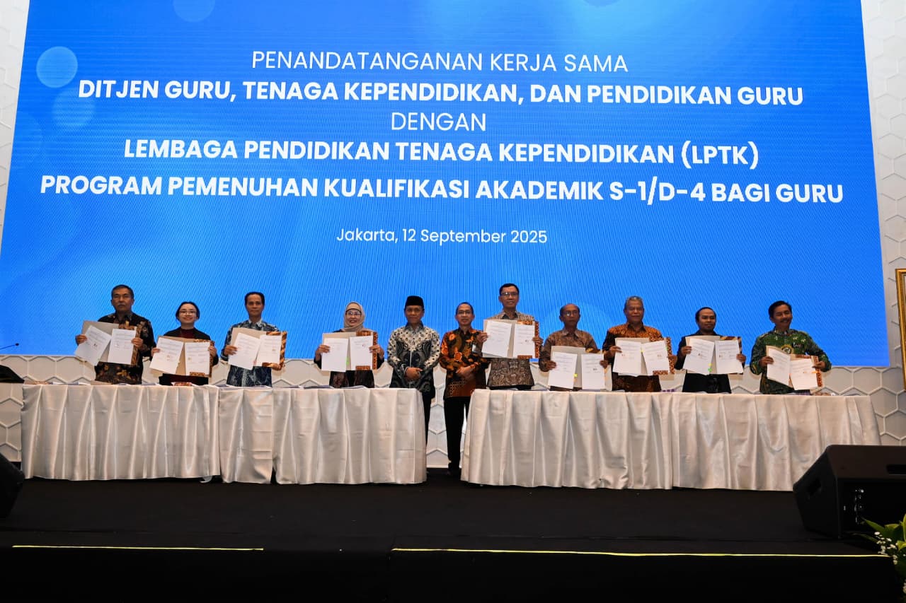 Sebanyak 12.500 Guru TK dan SD Lanjutkan Studi S1/D4 Melalui Program Pemenuhan Kualifikasi Akademik Kemendikdasmen
