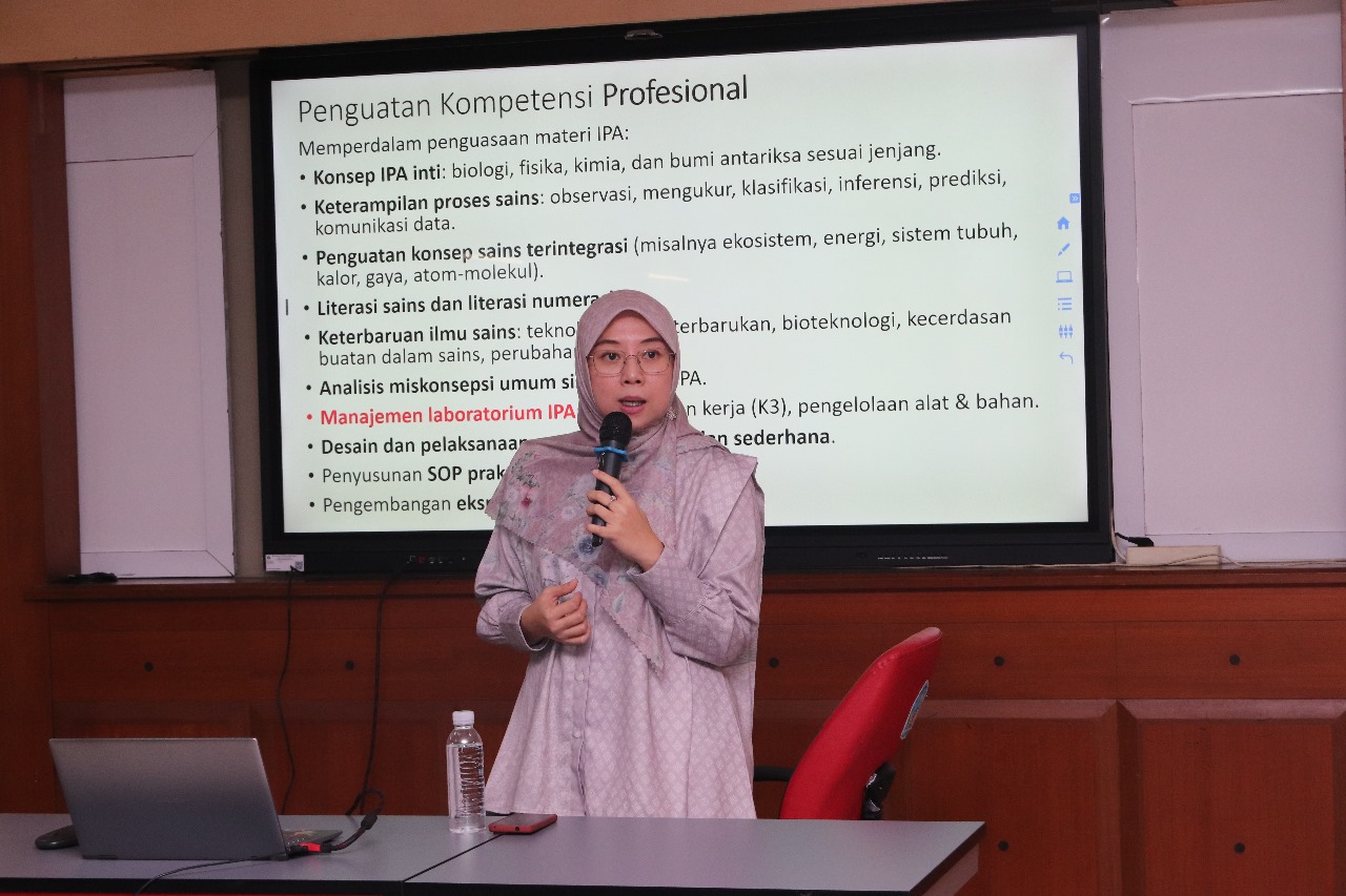 MGMP IPA Jenjang SMP Kab. Cirebon Berkunjung ke Lab BBGTK Jabar dalam Layanan Pojok Belajar