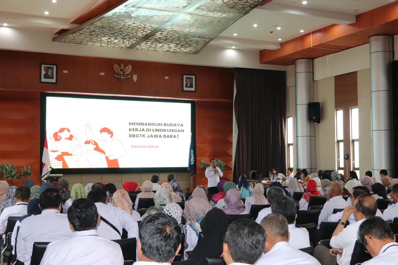 BBGTK Jabar Gelar Apel Pagi Belajar Bareng Awal Tahun 2026