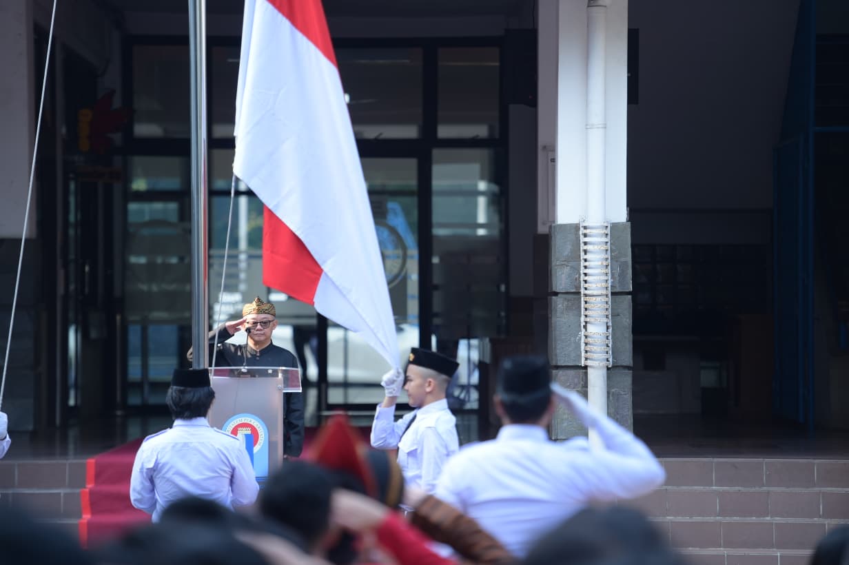 Kemendikdasmen Keluarkan Kebijakan Pelaksanaan Pagi Ceria dan Upacara Bendera pada Hari Pertama Semester Genap