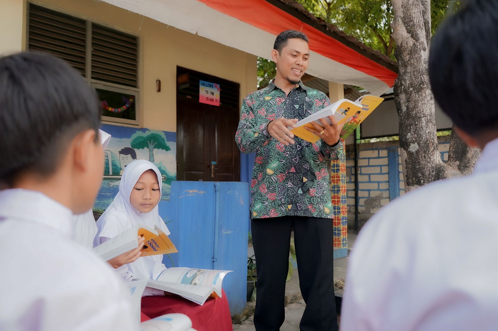 Tahun 2026, Kemendikdasmen Lanjutkan dan Perkuat Komitmen Kesejahteraan bagi Guru Non-ASN