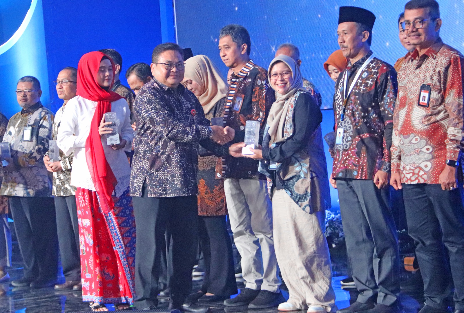 Torehkan Prestasi, BBGTK Jabar Raih Penghargaan WBK dari Mendikdasmen