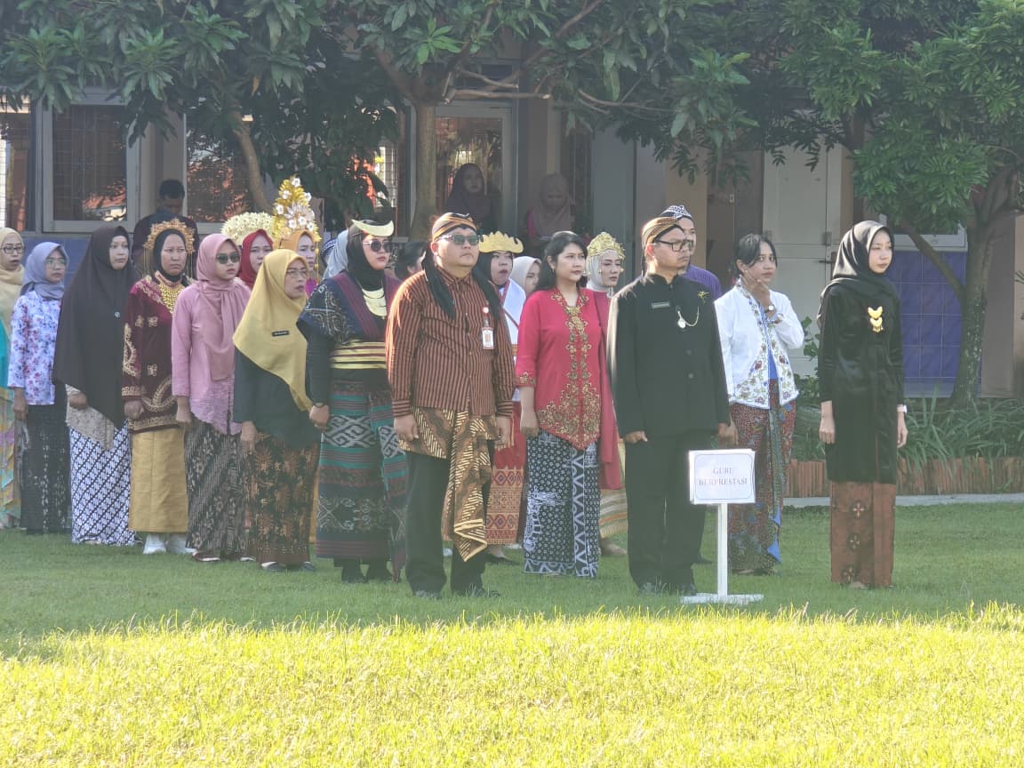 Komitmen Pemerintah dalam Mencetak Guru Profesional, Sejahtera, dan Terus Berkembang